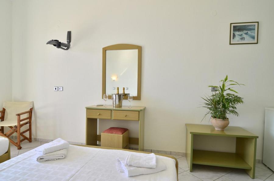 Hotel Olympiada فراخوس الغرفة الصورة